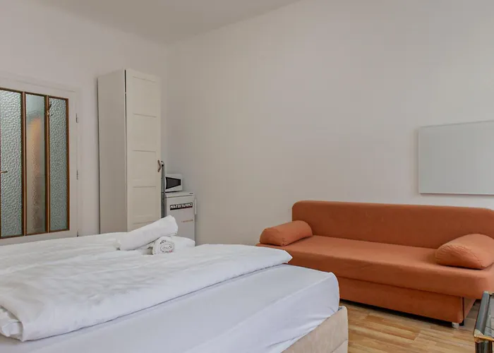 Apartman Comfortable One Bedroom In *