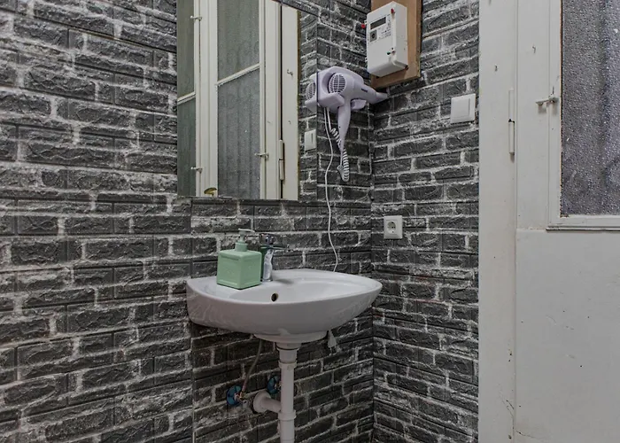 Comfortable One Bedroom In