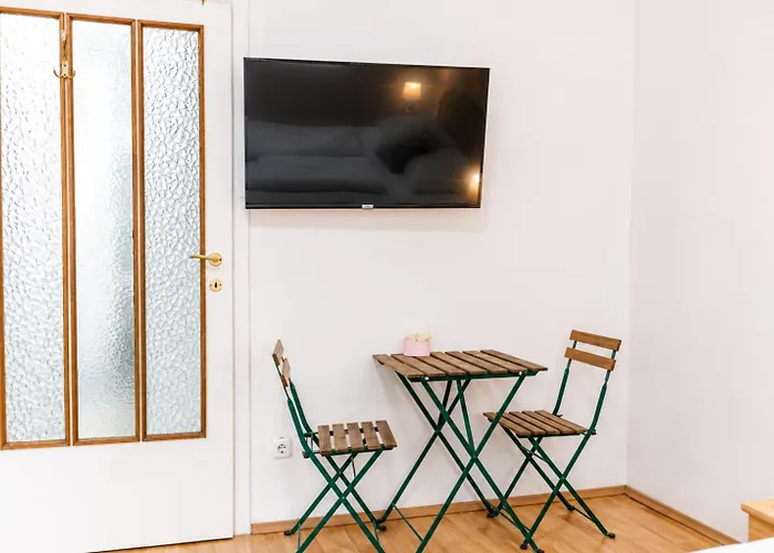 Apartment Comfortable One Bedroom In *